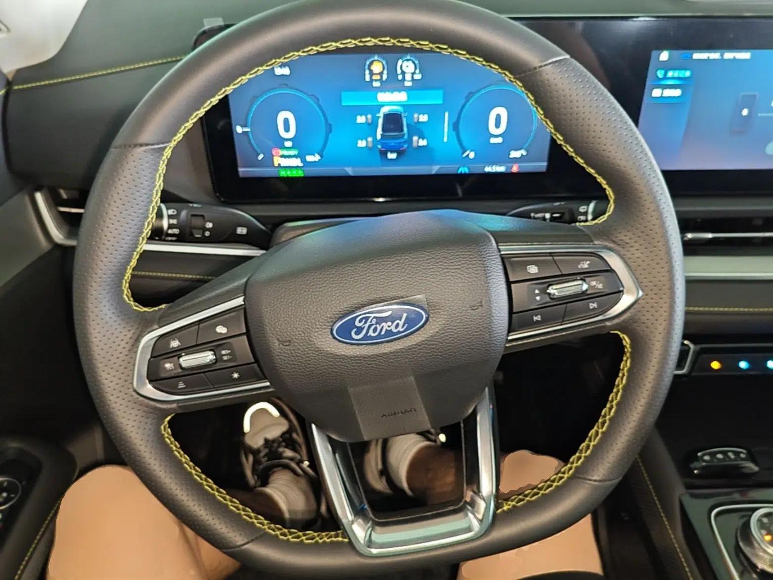 Ford Equator Sport New Energy 2025 Platinum Edition — миниатюра 13