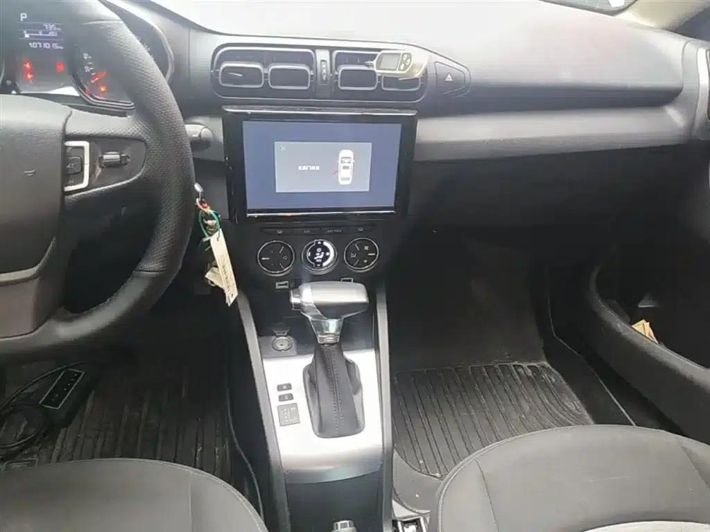 Citroën C3L 2020 190THP Automatic Upgrade Edition — миниатюра 13