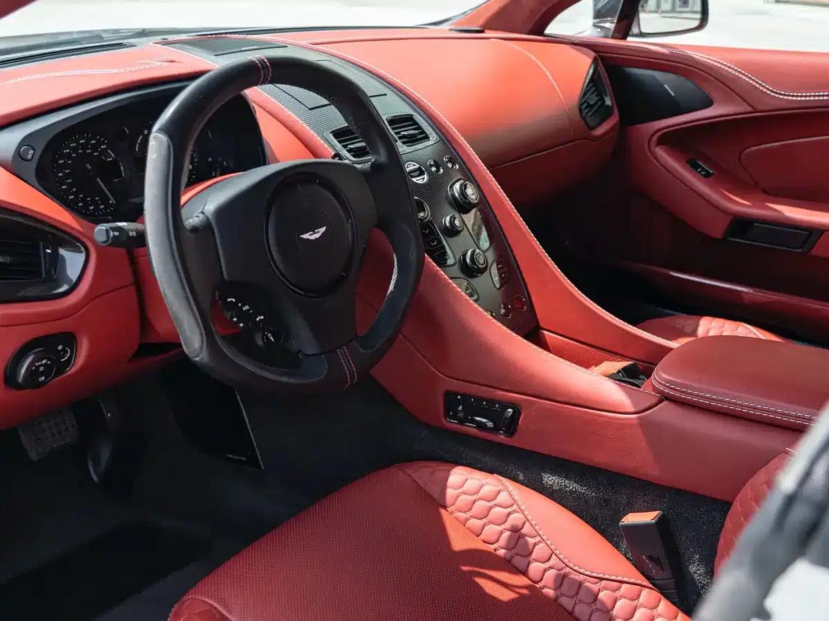 2013 Vanquish 6.0L Standard Model — миниатюра 13