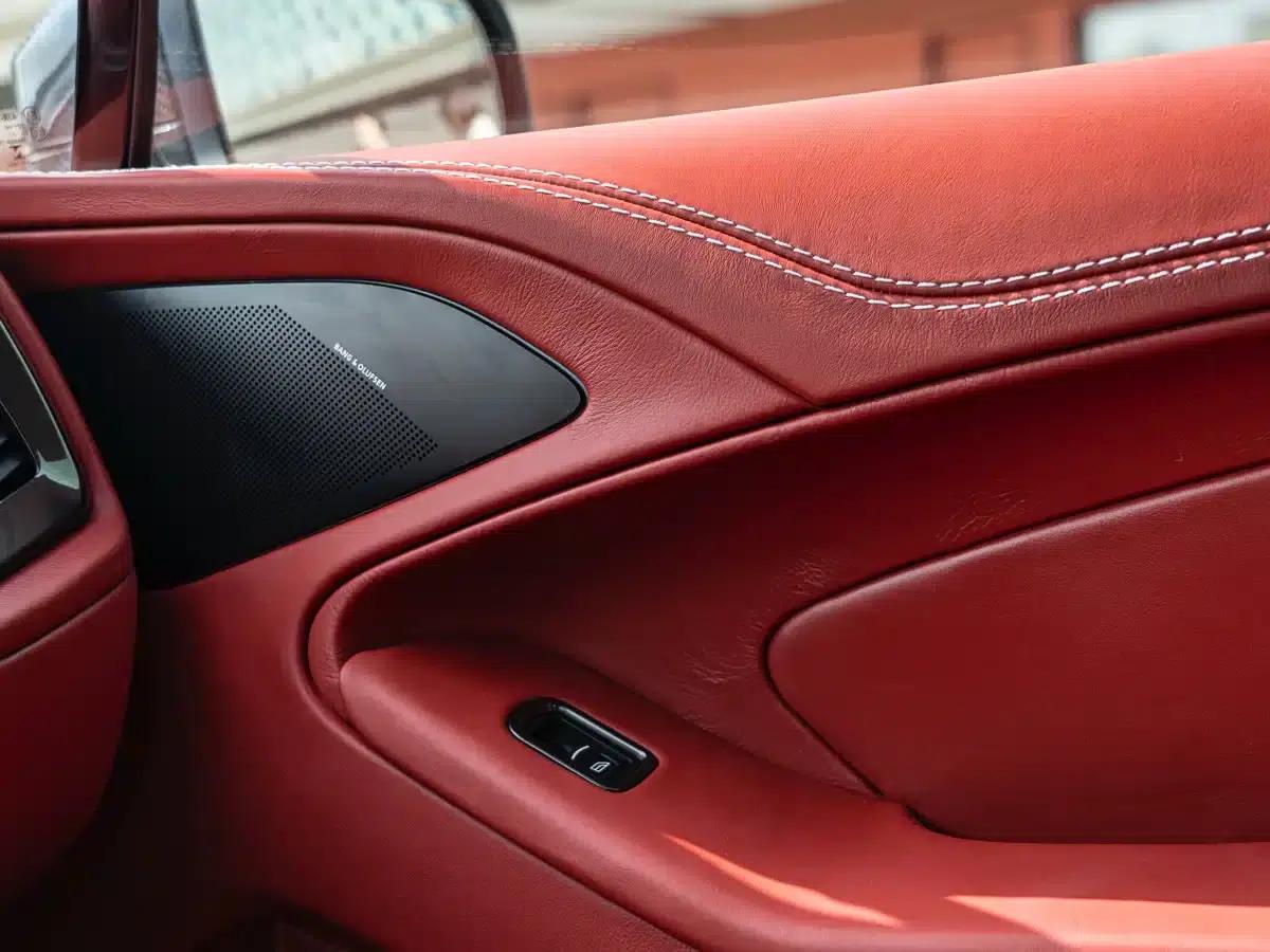 2013 Vanquish 6.0L Standard Model — миниатюра 26