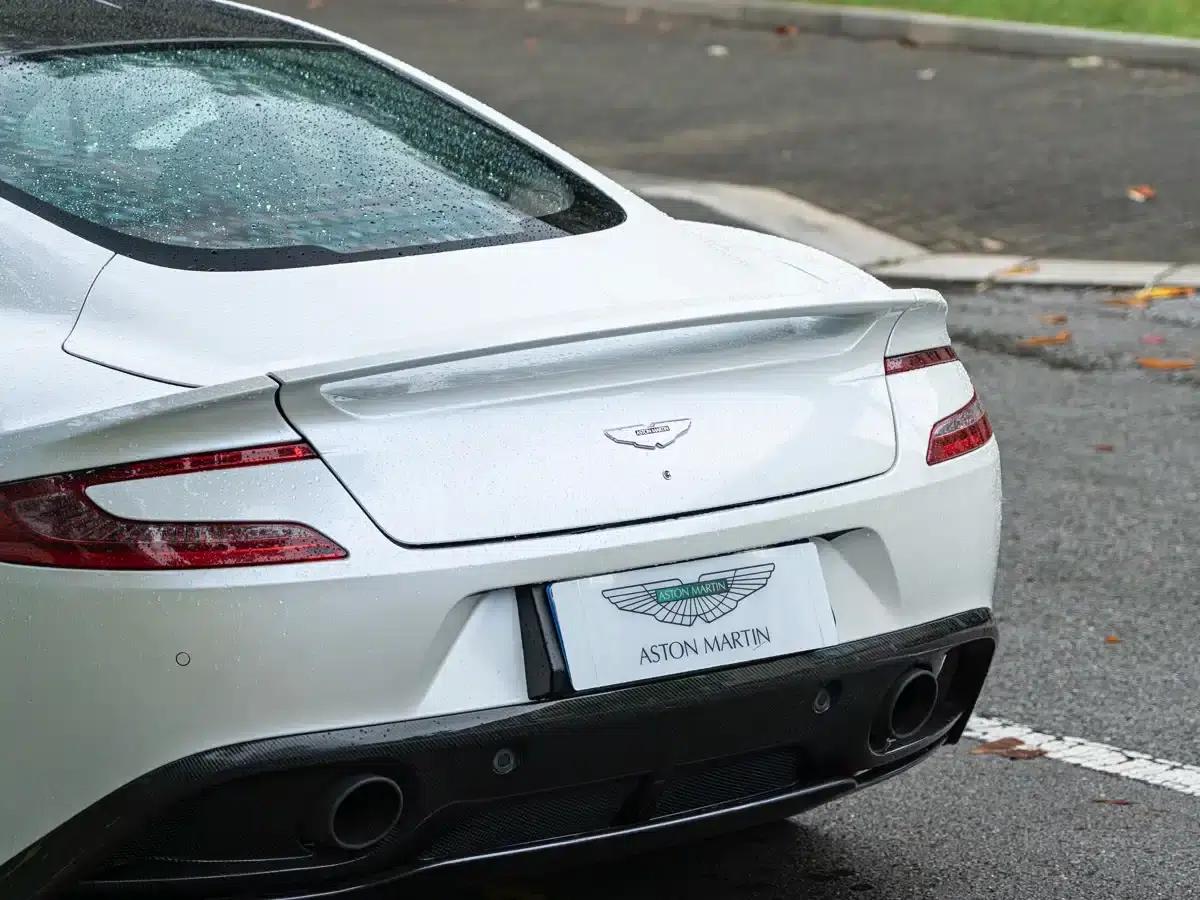 2013 Vanquish 6.0L Standard Model — миниатюра 7