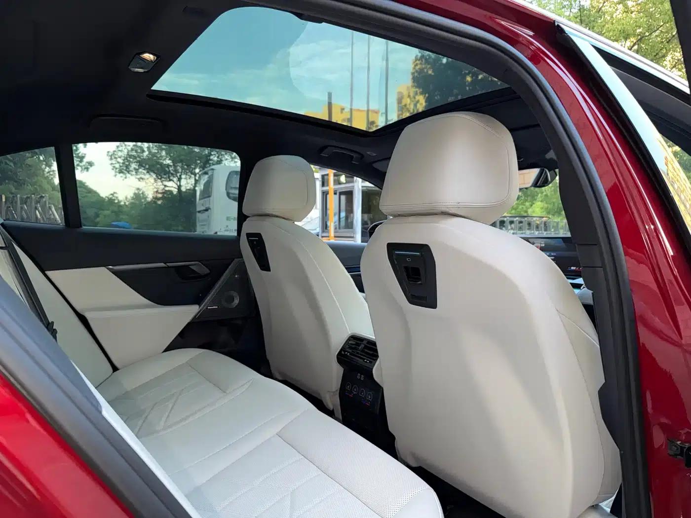 2024 BMW i5 M60 xDrive M60 — миниатюра 17