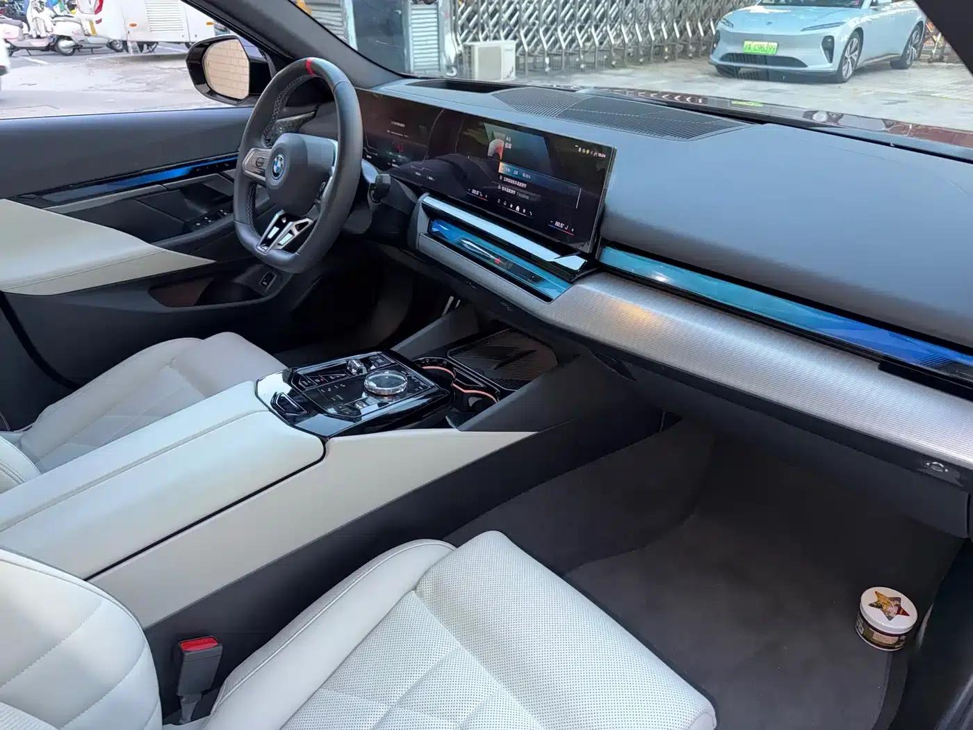 2024 BMW i5 M60 xDrive M60 — миниатюра 18