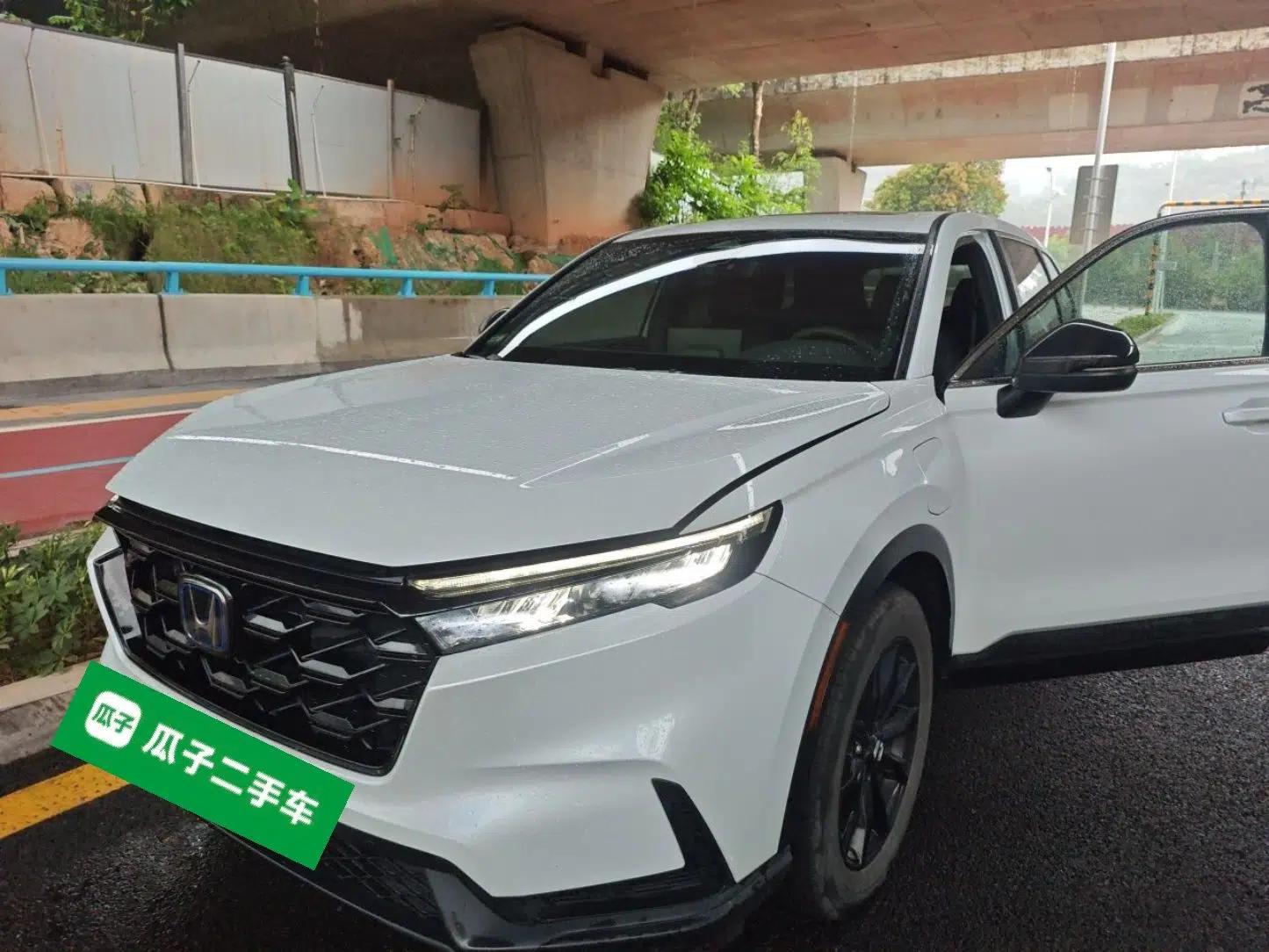 Honda CR-V New Energy 2023 2.0L ePHEV Flagship Edition — миниатюра 1