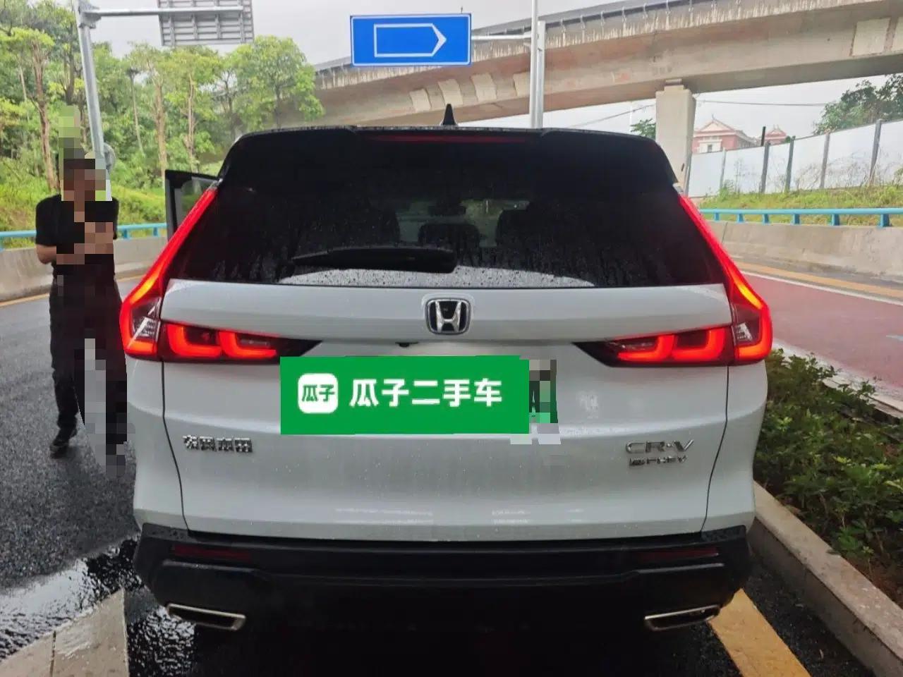 Honda CR-V New Energy 2023 2.0L ePHEV Flagship Edition — миниатюра 5
