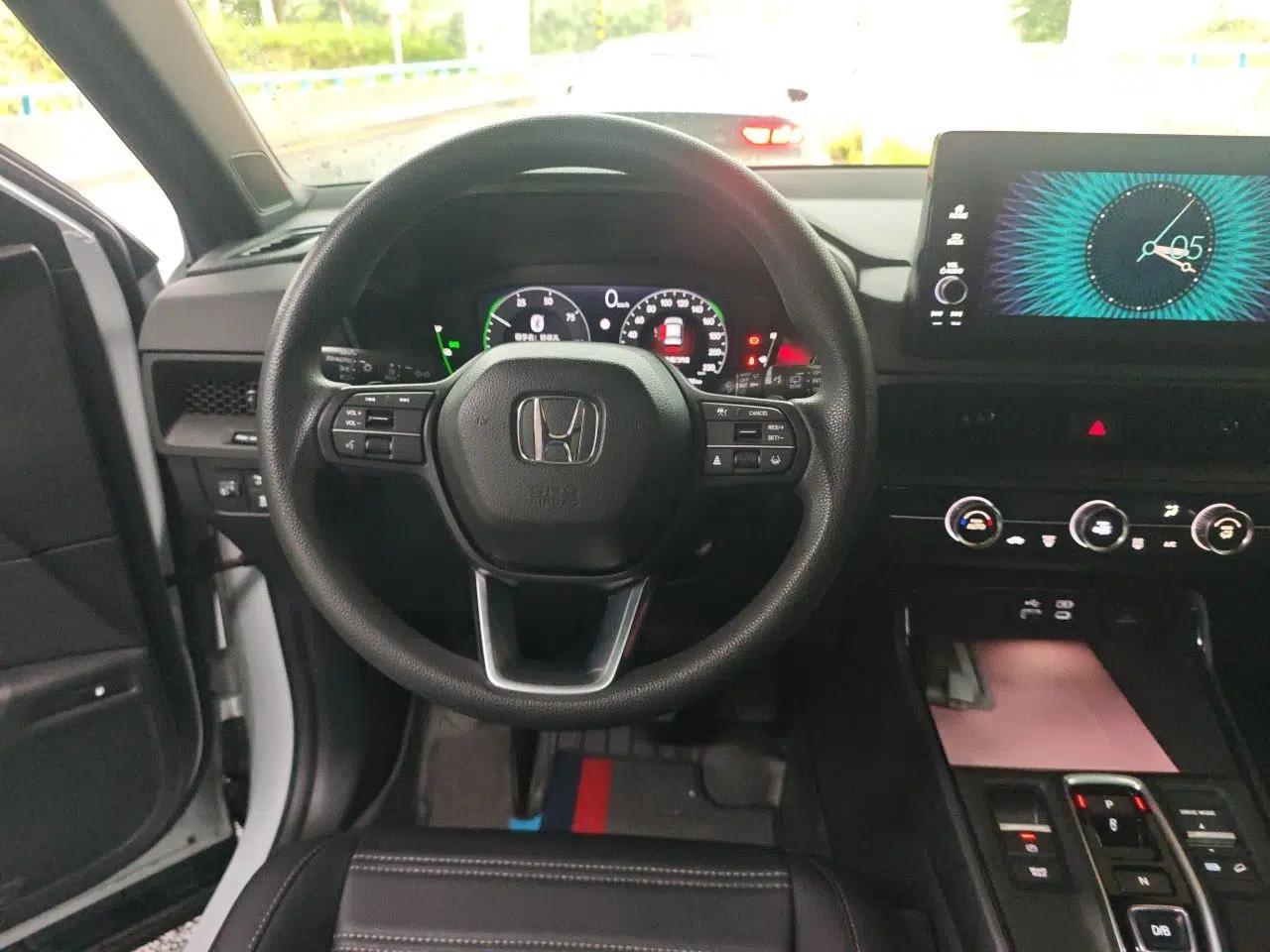 Honda CR-V New Energy 2023 2.0L ePHEV Flagship Edition — миниатюра 10