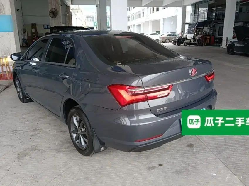 BYD Qin 2019 1.5L Automatic Luxury Model — миниатюра 4