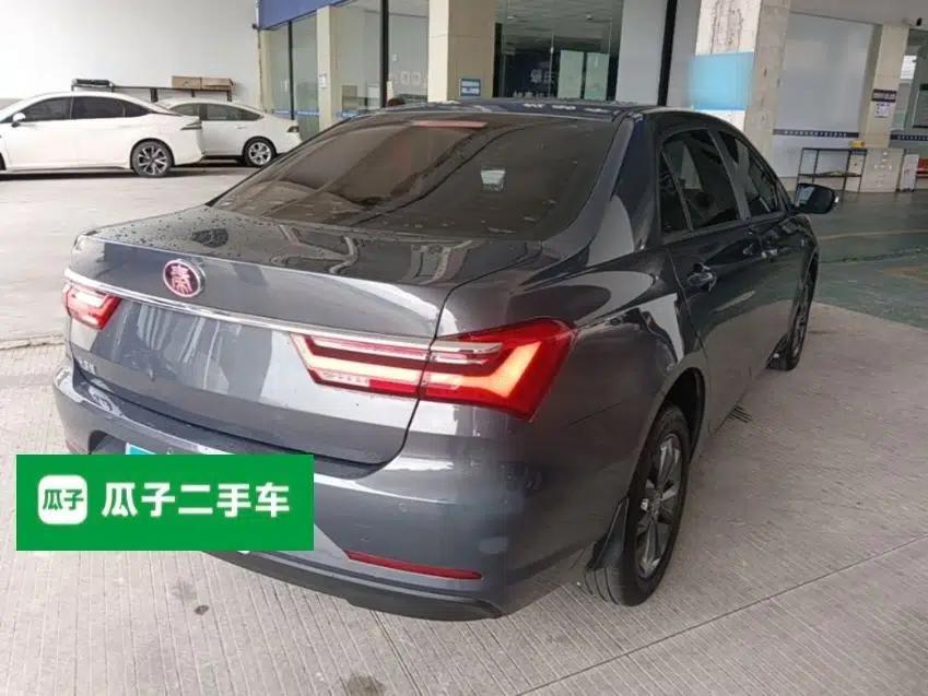 BYD Qin 2019 1.5L Automatic Luxury Model — миниатюра 6