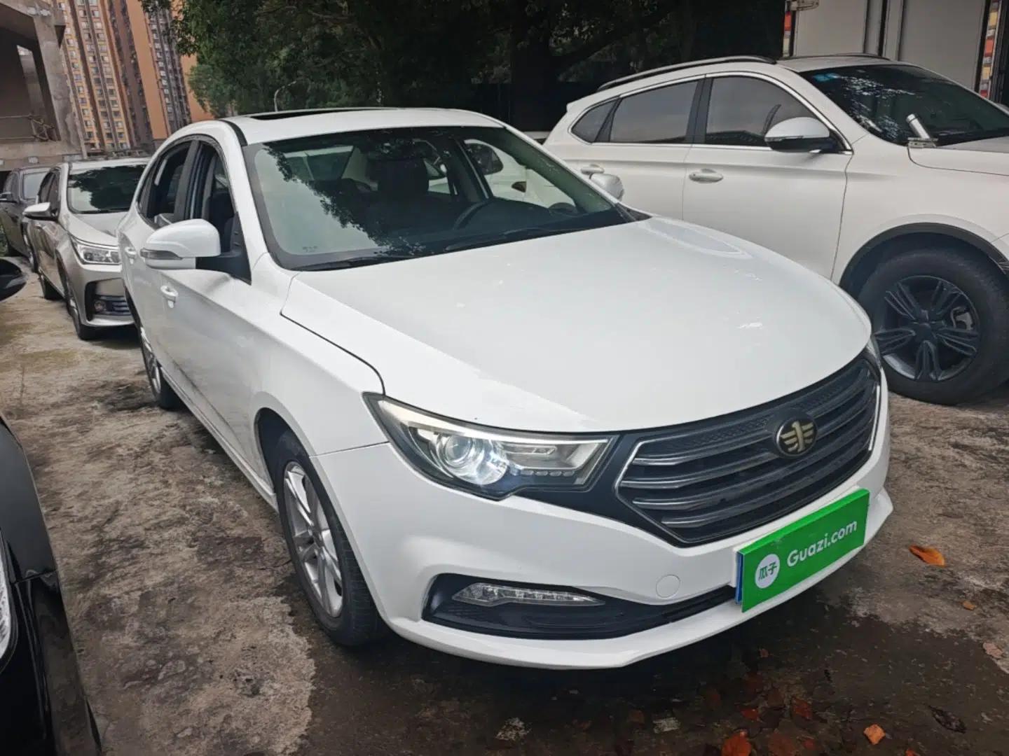 Bestune B30 2016 1.6L Automatic Luxury Model — миниатюра 3