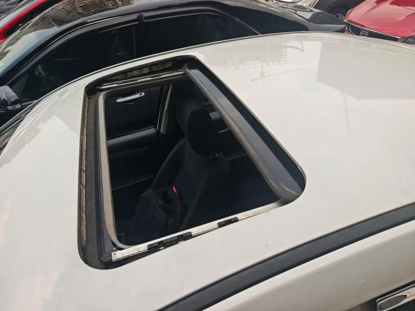Bestune B30 2016 1.6L Automatic Luxury Model — миниатюра 7
