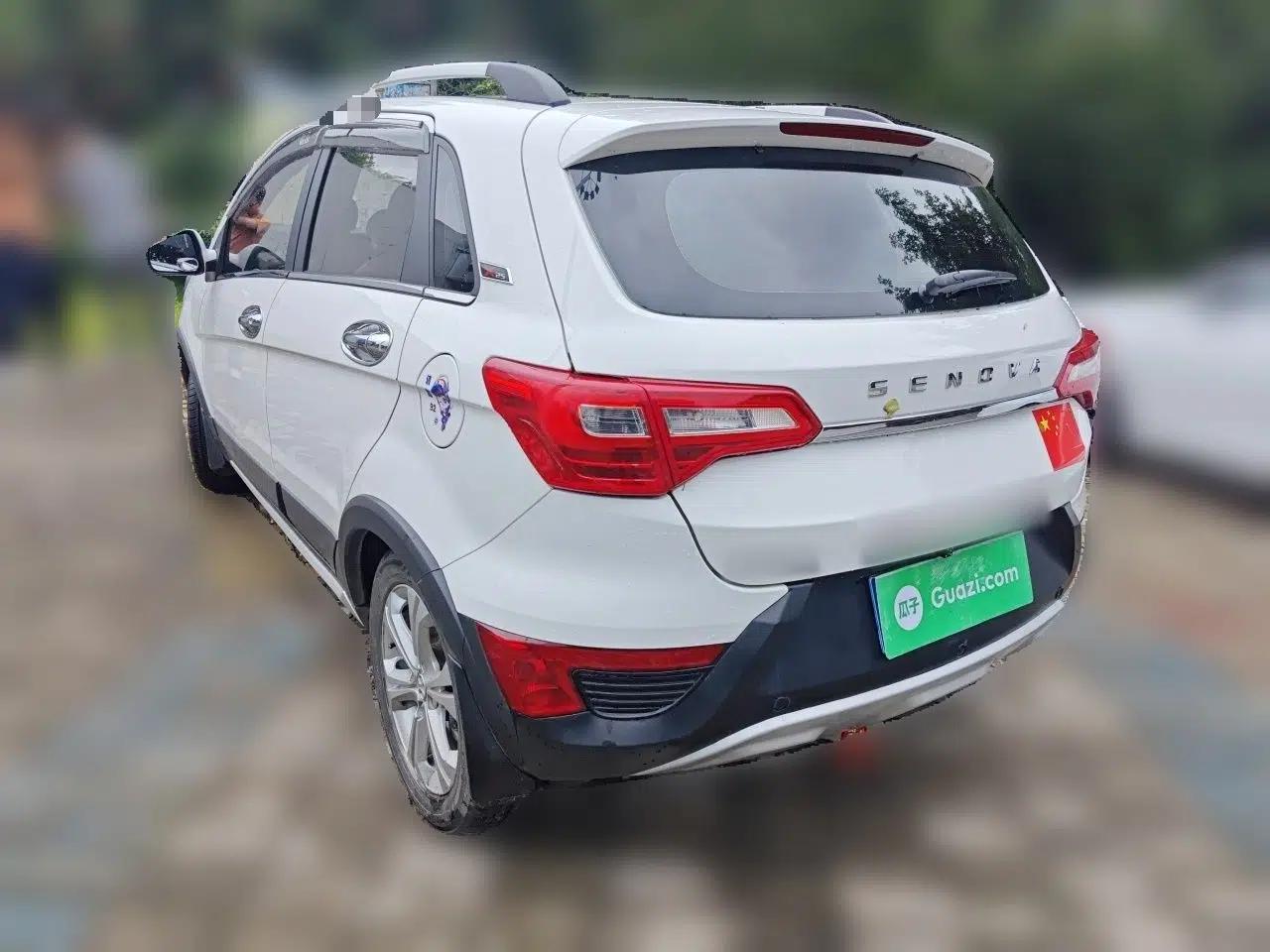 BAIC Senova X25 2015 1.5L manual Comfort trim level — миниатюра 4