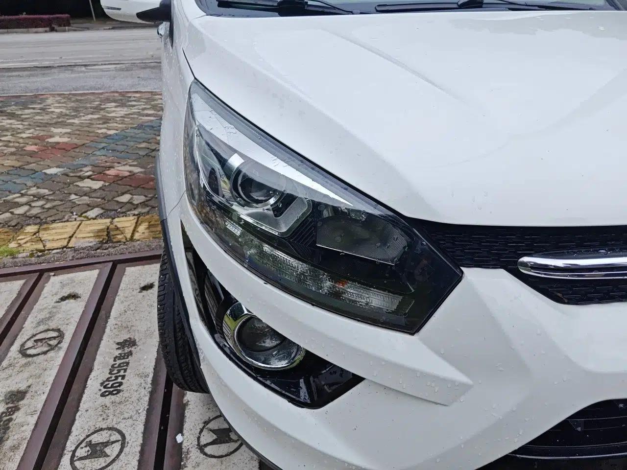 BAIC Senova X25 2015 1.5L manual Comfort trim level — миниатюра 7
