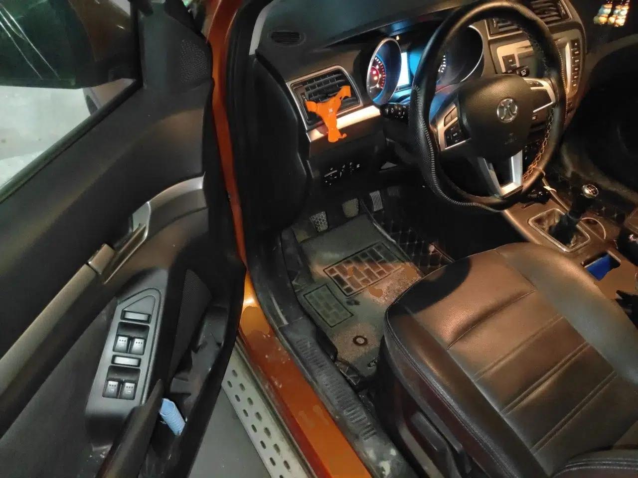 BAIC Senova X65 2015 2.0T Manual Elite Edition — миниатюра 16