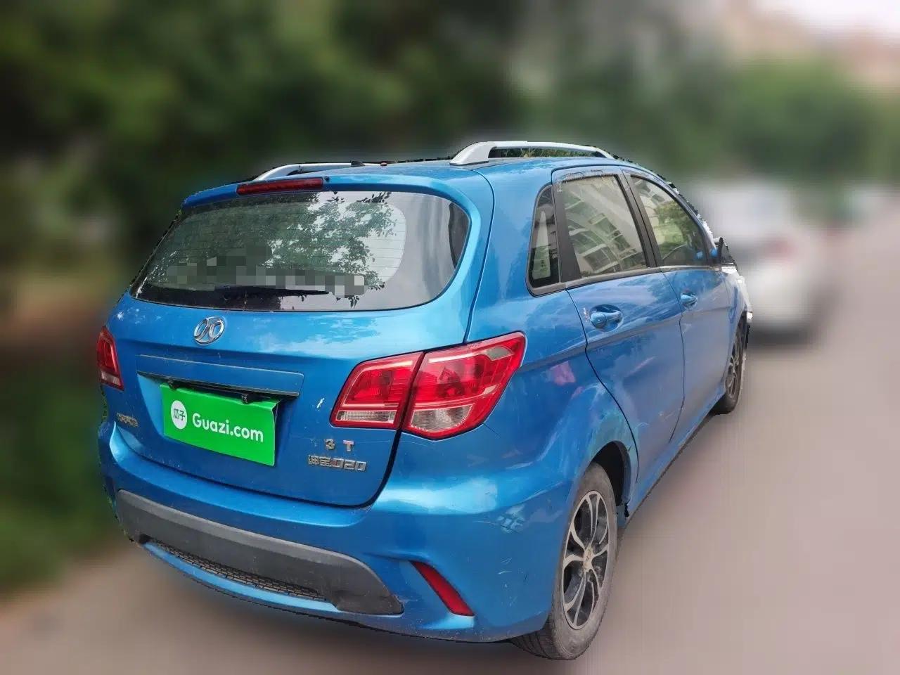 BAIC Senova D20 2015 Hatchback 1.3L Manual Leisure Edition — миниатюра 6