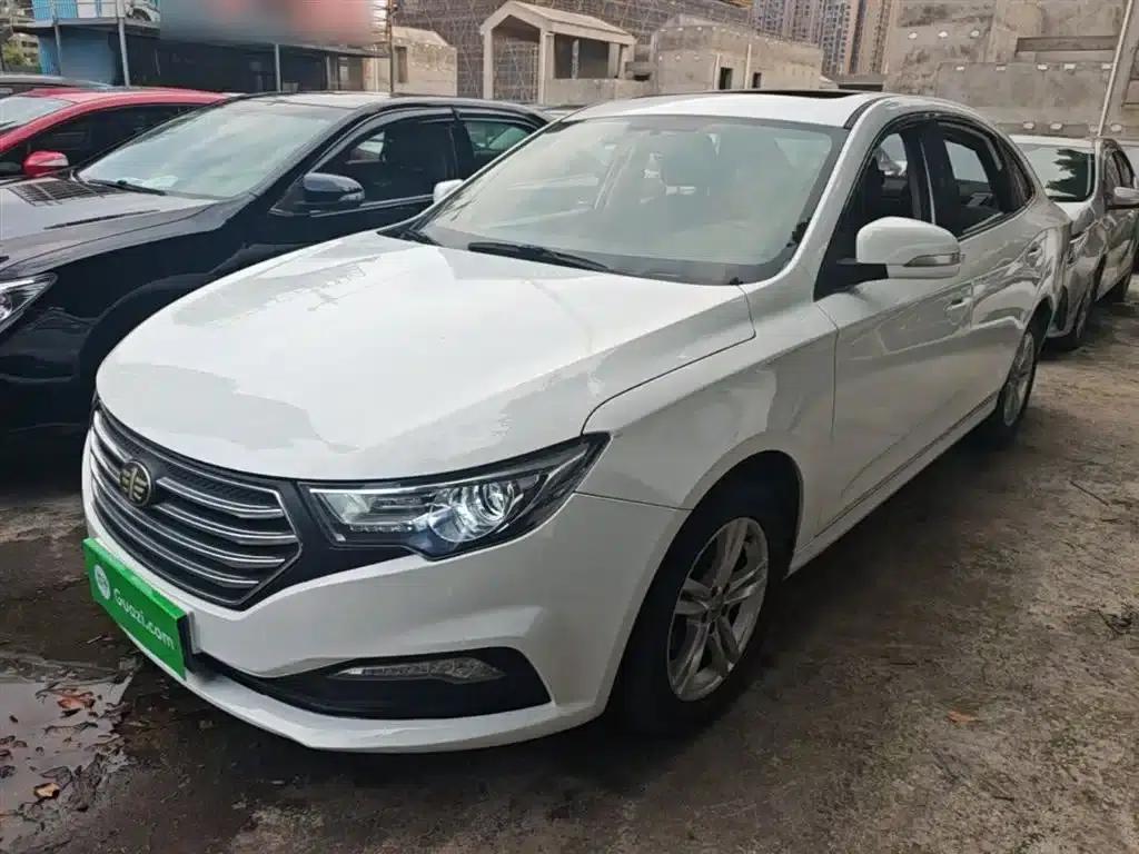 Besturn B30 2016 1.6L Automatic Luxury Edition — миниатюра 1