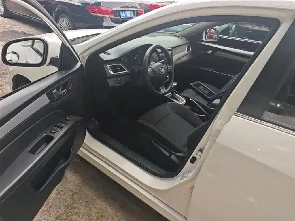 Besturn B30 2016 1.6L Automatic Luxury Edition — миниатюра 16