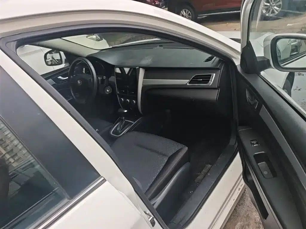 Besturn B30 2016 1.6L Automatic Luxury Edition — миниатюра 25