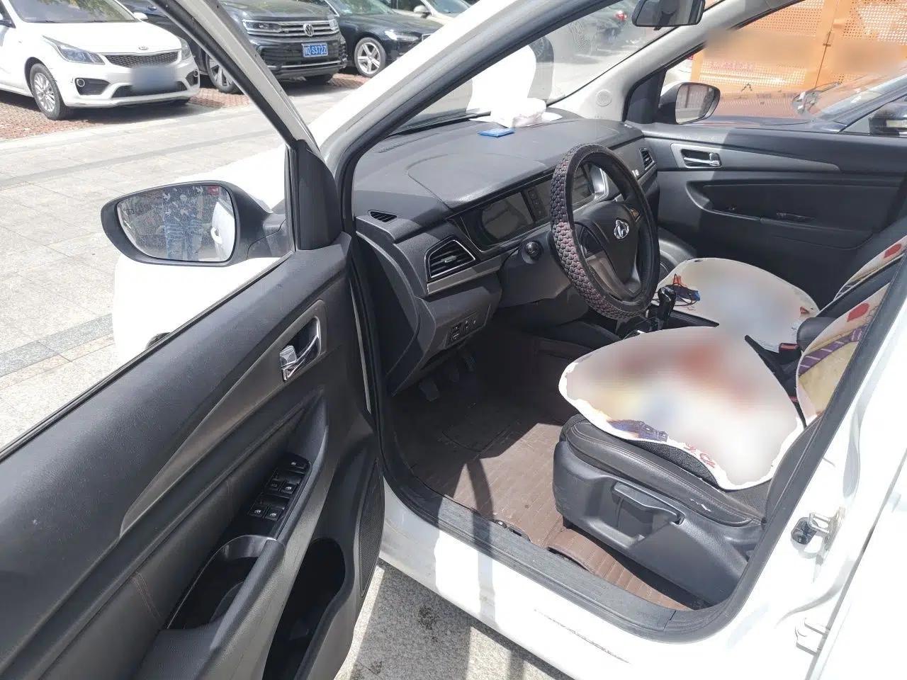 CHANGAN KAICHENG Oushang A600 2017 1.5L Manual Luxury Model — миниатюра 16