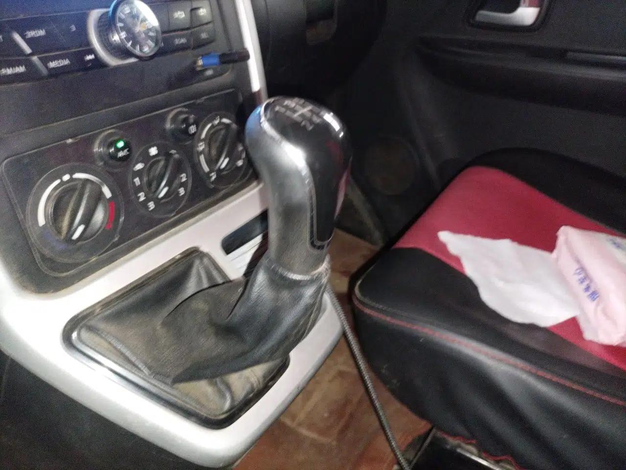 CHANGAN KAICHENG Ruixing M90 2021 2.0L Standard Version Flat-Top Liftgate 9-Seater LJ481Q6 — миниатюра 14