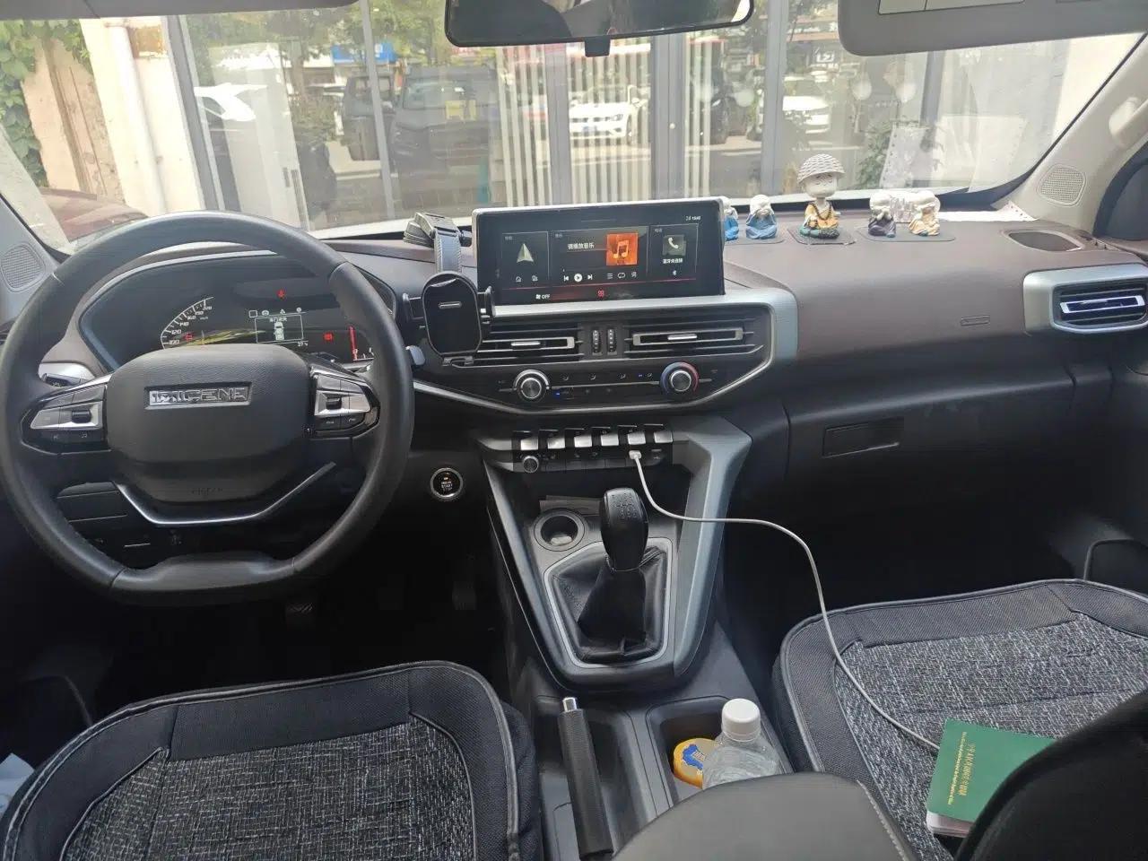 CHANGAN KAICHENG F70 2022 2.0T Diesel Manual Two-Wheel Drive Luxury Edition Long Wheelbase 4D20M — миниатюра 9