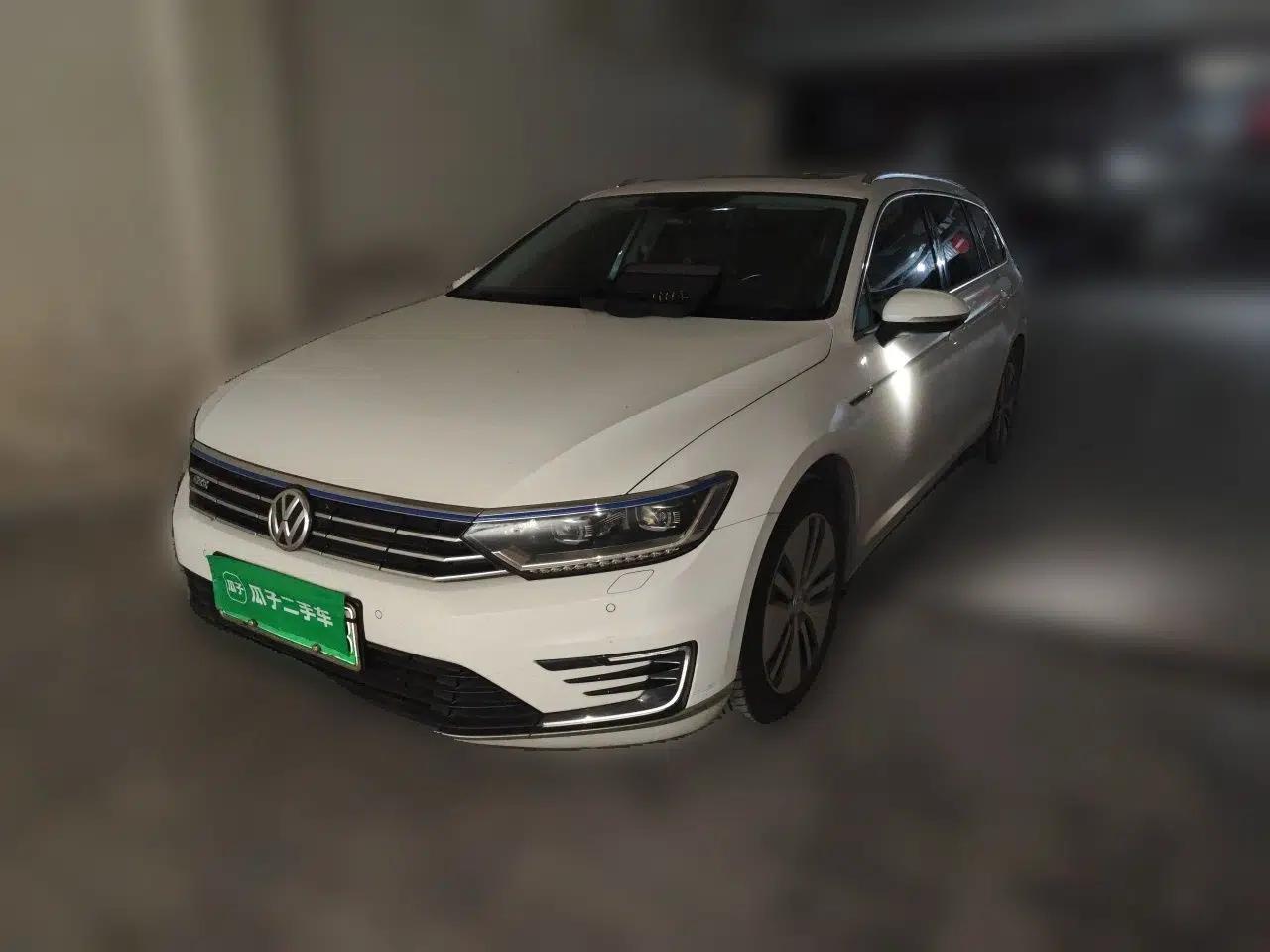 Volkswagen Variant New Energy 2019 GTE model — миниатюра 1