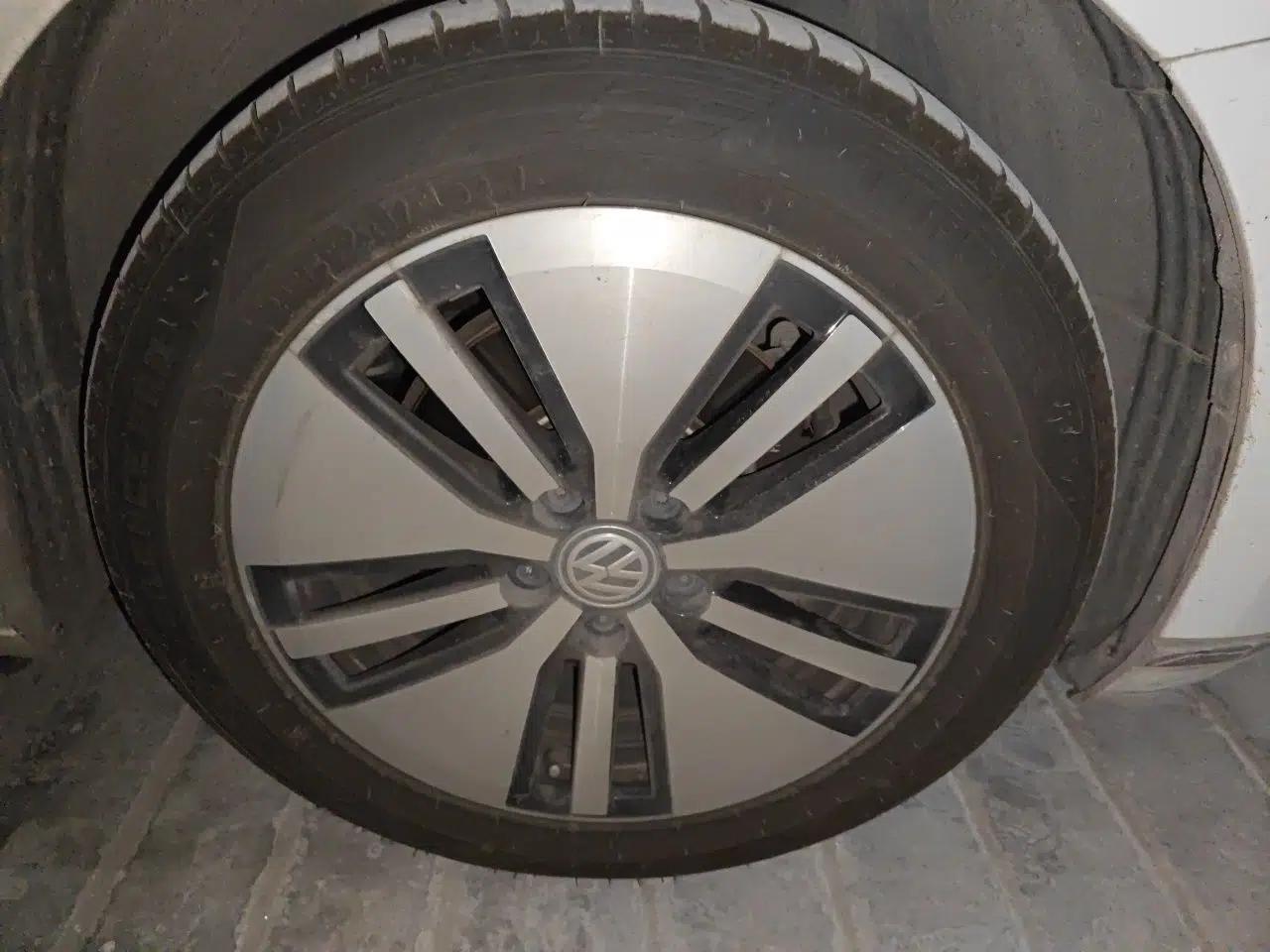 Volkswagen Variant New Energy 2019 GTE model — миниатюра 8