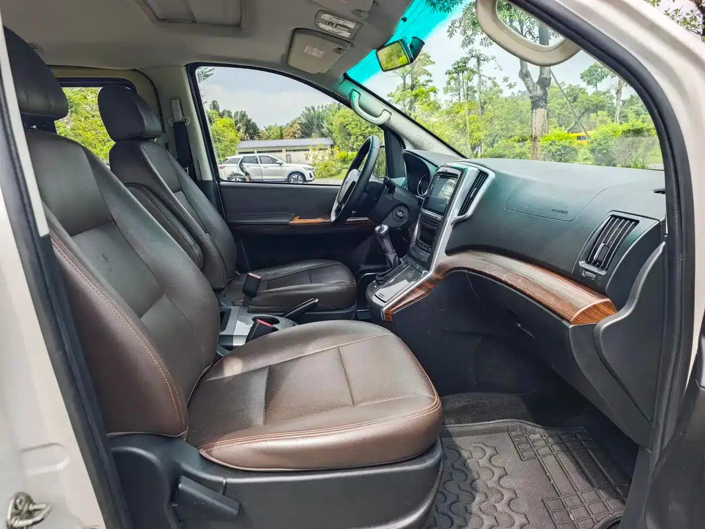 Fengxing CM7 2018 2.0T Automatic Premium Edition — миниатюра 15
