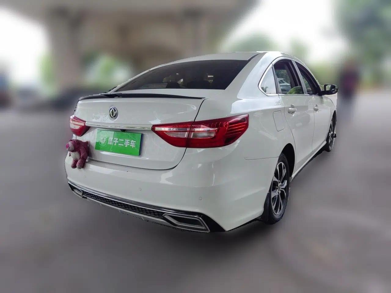 FORTHING Joyear S50 2019 1.6L Manual Luxury Model — миниатюра 4