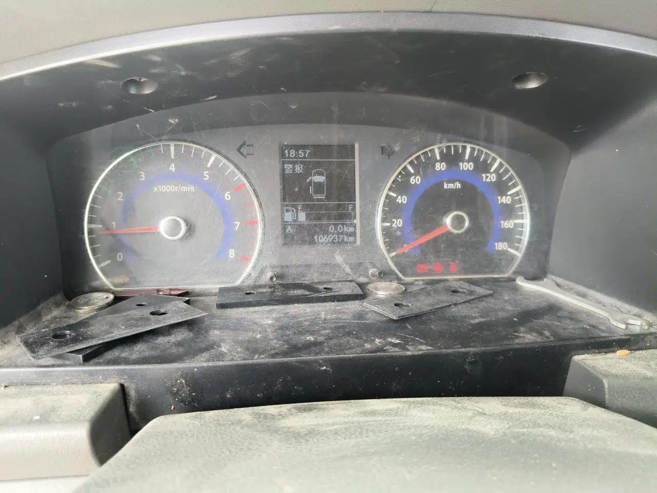 Dongfeng Shuaike 2014 1.6L Manual Comfort 7-Seater China IV Standard — миниатюра 12