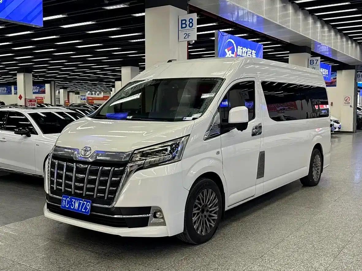 2022 HIACE 3.5L Automatic — миниатюра 14