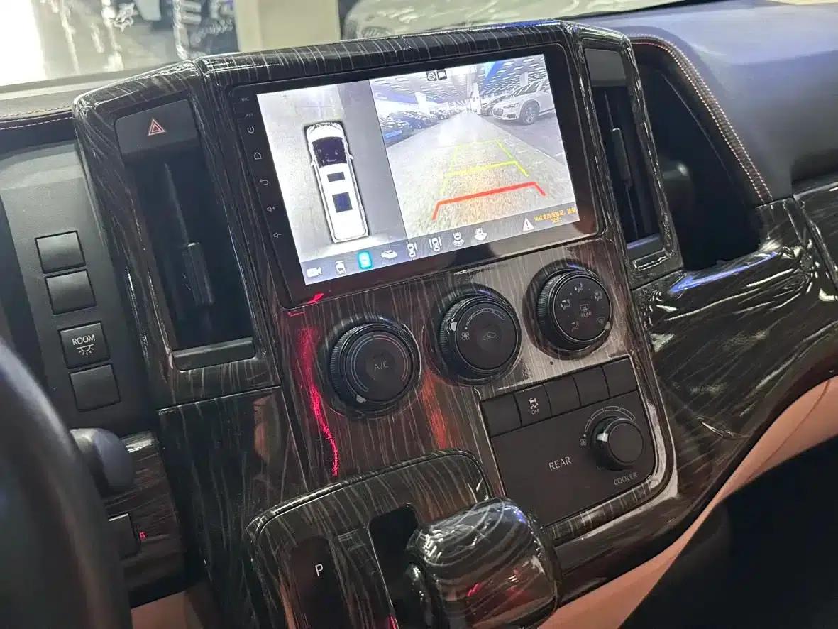 2022 HIACE 3.5L Automatic — миниатюра 8