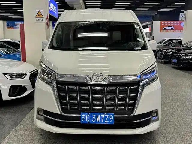 2022 HIACE 3.5L Automatic
