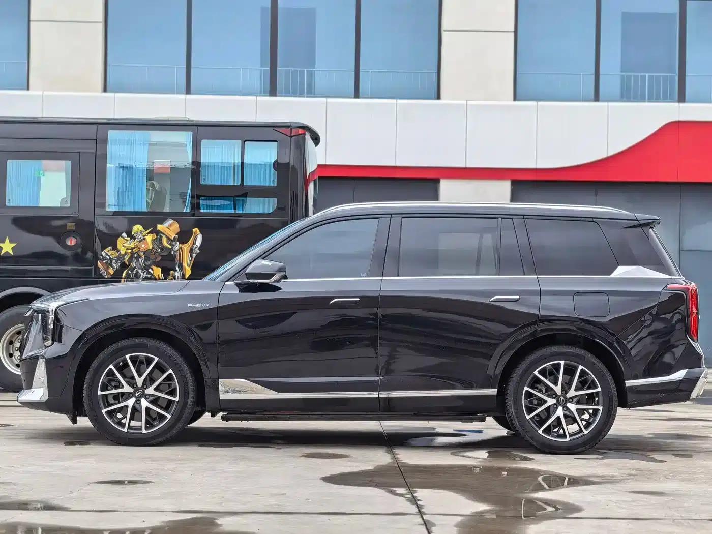 Trumpchi ES9 2024 PHEV 143km Max — миниатюра 4