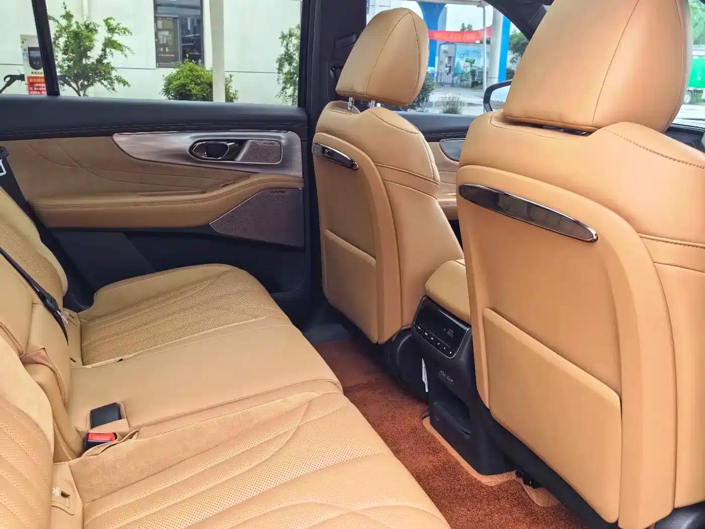 Trumpchi ES9 2024 PHEV 143km Max — миниатюра 8
