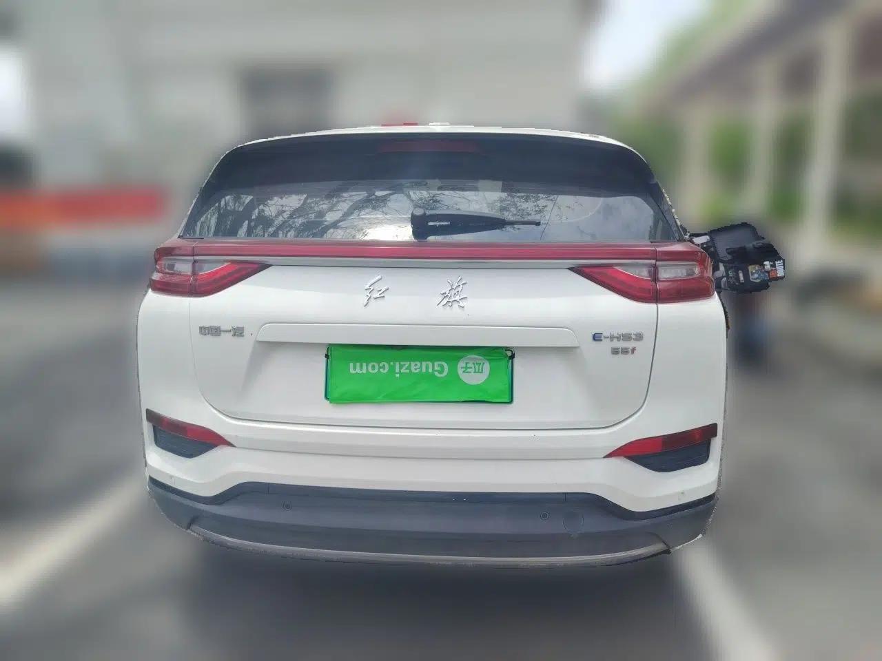 Hongqi E-HS3 2019 Zhilian Qiyue Two-Wheel Drive Version — миниатюра 5