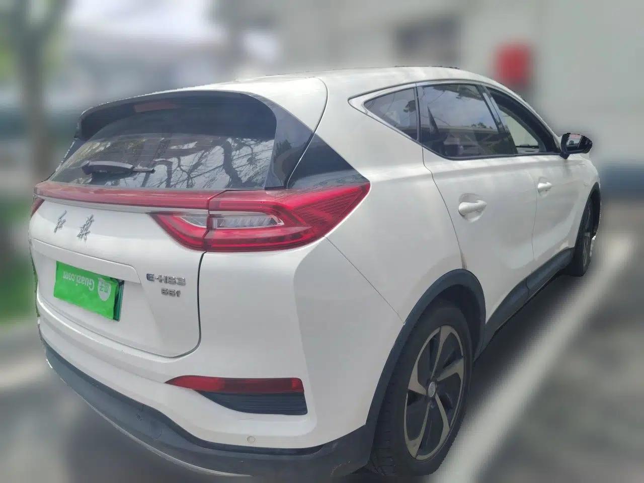 Hongqi E-HS3 2019 Zhilian Qiyue Two-Wheel Drive Version — миниатюра 6