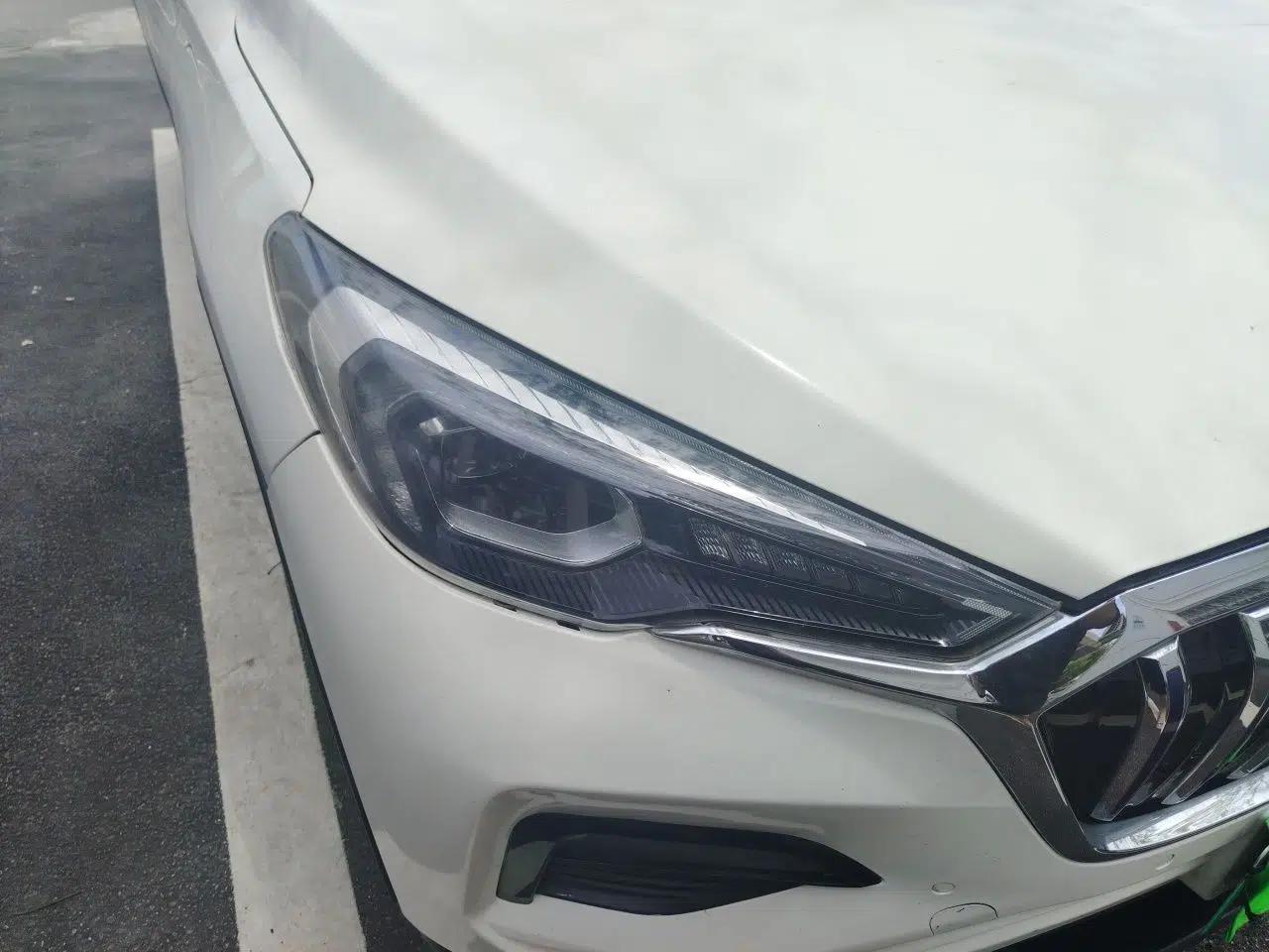 Hongqi E-HS3 2019 Zhilian Qiyue Two-Wheel Drive Version — миниатюра 7
