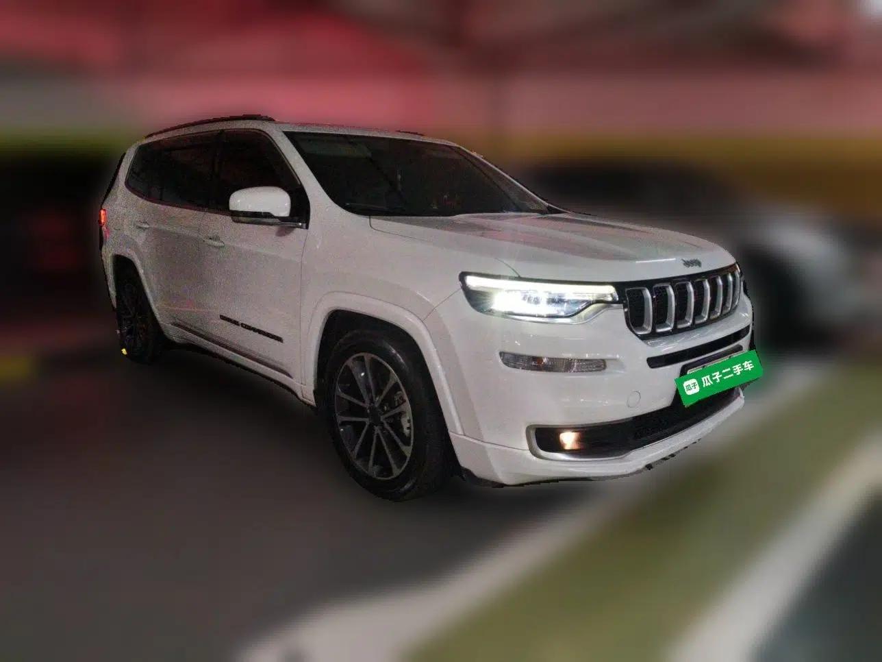 Jeep Grand Commander PHEV 2020 2.0T Plug-in Hybrid Elite Edition — миниатюра 3