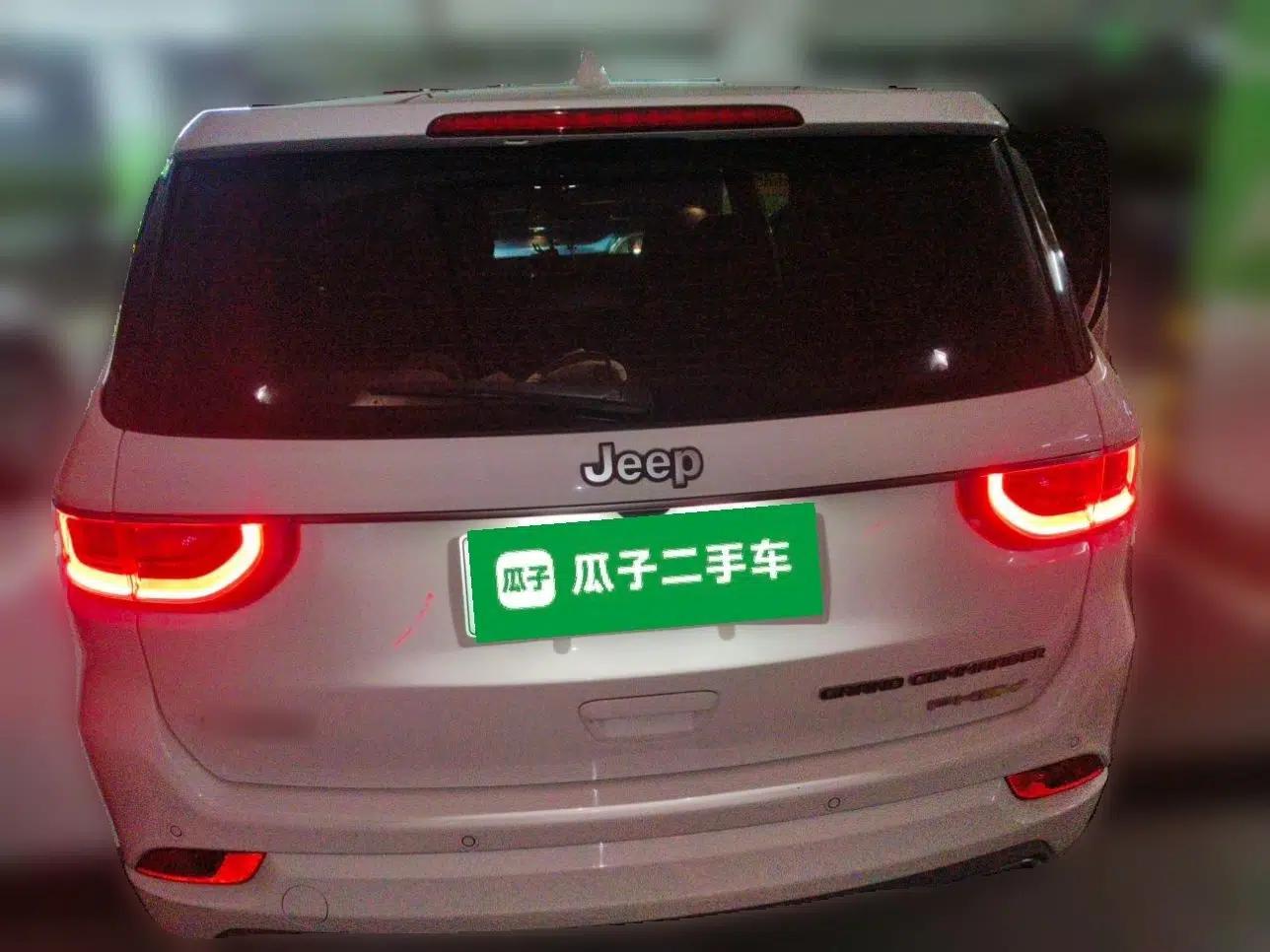 Jeep Grand Commander PHEV 2020 2.0T Plug-in Hybrid Elite Edition — миниатюра 5