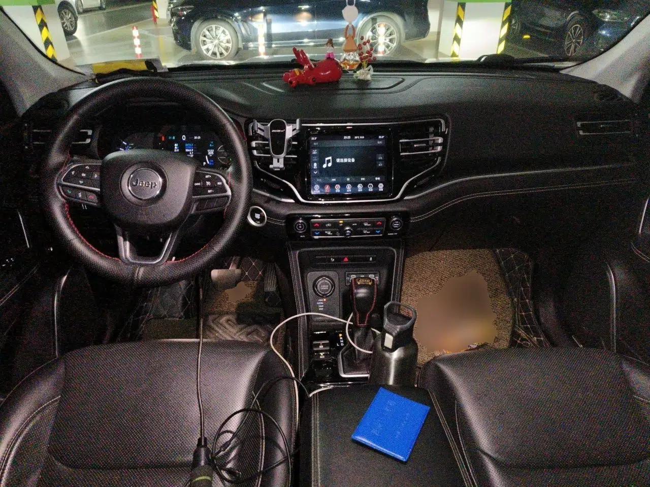 Jeep Grand Commander PHEV 2020 2.0T Plug-in Hybrid Elite Edition — миниатюра 9