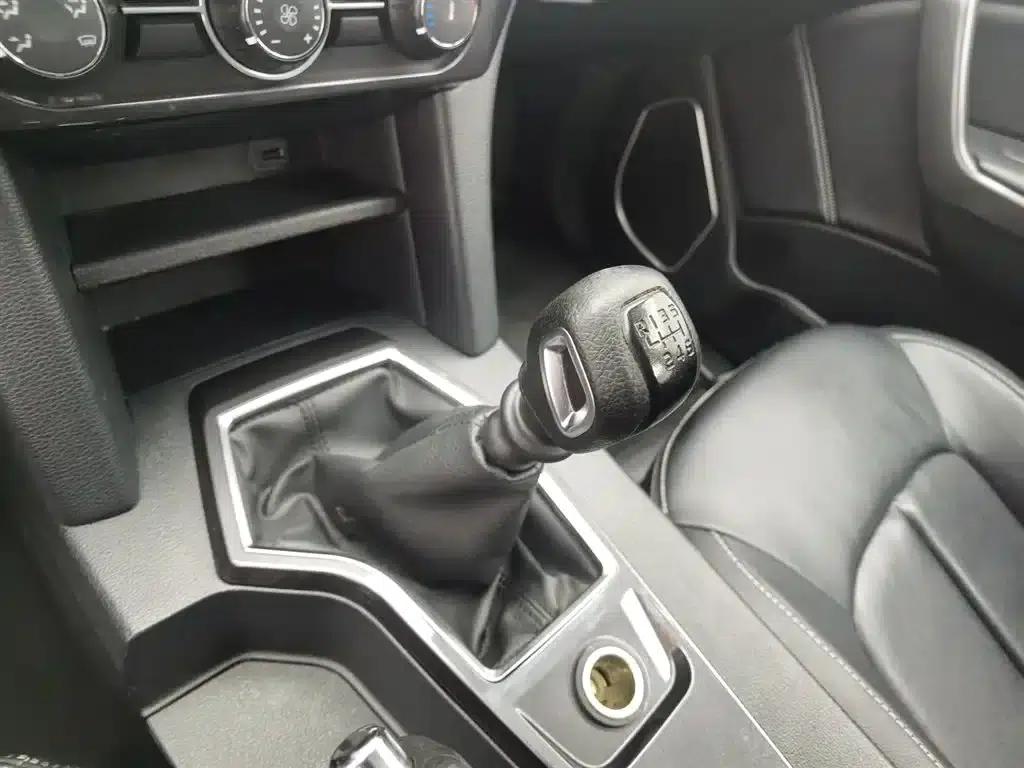 Yuhu 7 2019 2.0T Diesel Manual 2WD Comfort Edition (National VI Emission Standard) Long Wheelbase JX4D20A6L — миниатюра 13