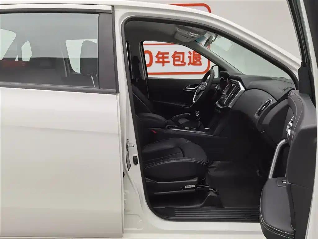 Yuhu 7 2019 2.0T Diesel Manual 2WD Comfort Edition (National VI Emission Standard) Long Wheelbase JX4D20A6L — миниатюра 23