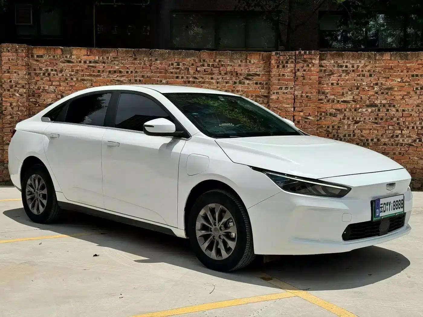 Geely Geometry A 2022 Pro 430KM Green Apple Halo — миниатюра 3