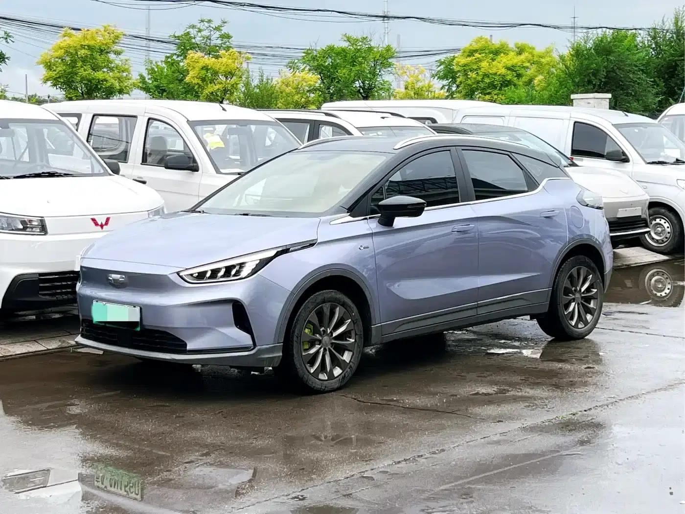 Geely Geometry C 2020 Selected Range Edition 550KM C++ — миниатюра 1