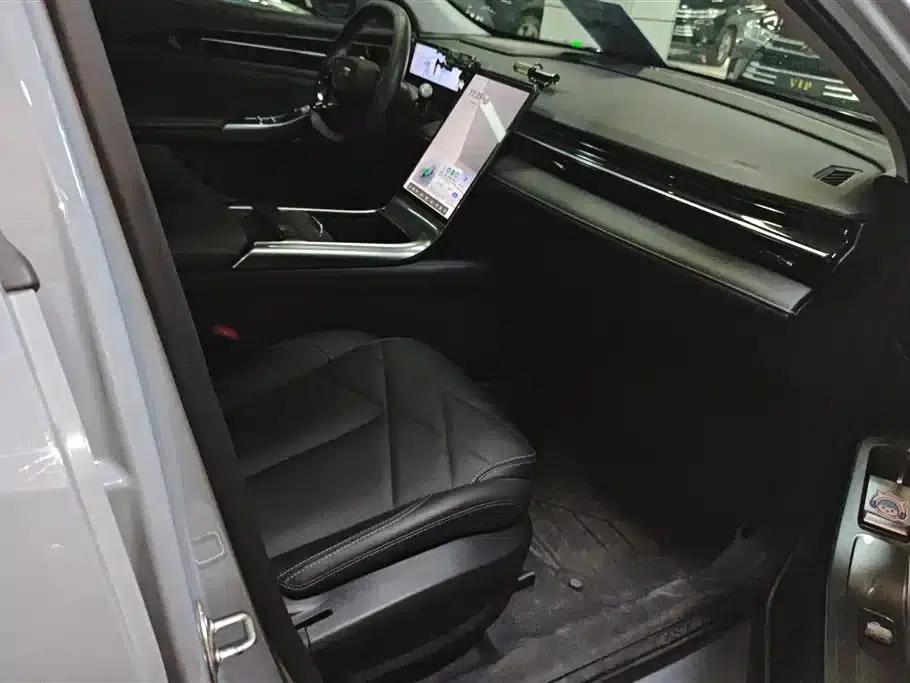 Galaxy L6 2024 125km PLUS Dragon Edition — миниатюра 8