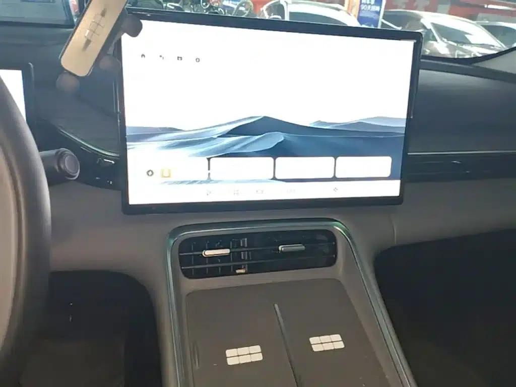 Galaxy L6 2025 EM-i 140km Explorer+ Edition — миниатюра 13