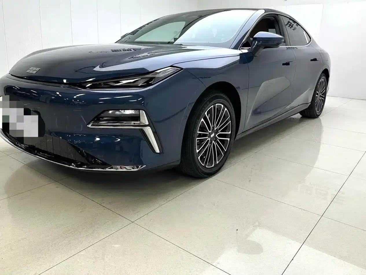 Galaxy Star 8 2025 Model 130km EM-i Premium Edition — миниатюра 1