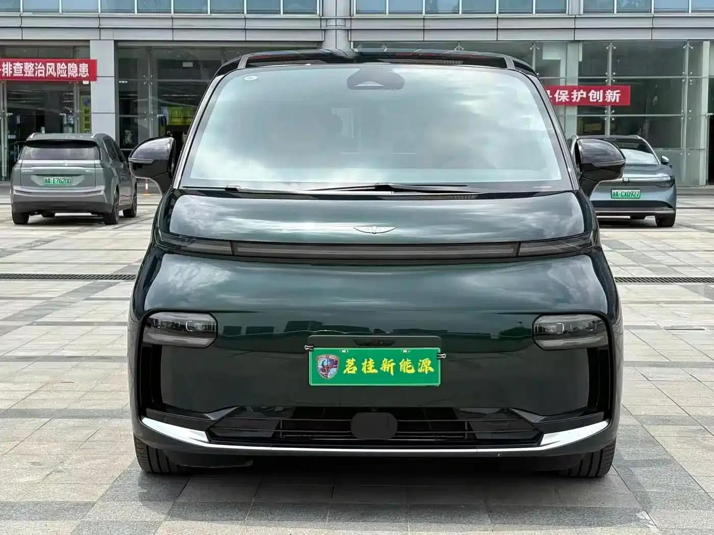 Wing Zhen L380 2025 Model 825km Extraordinary Edition — миниатюра 2