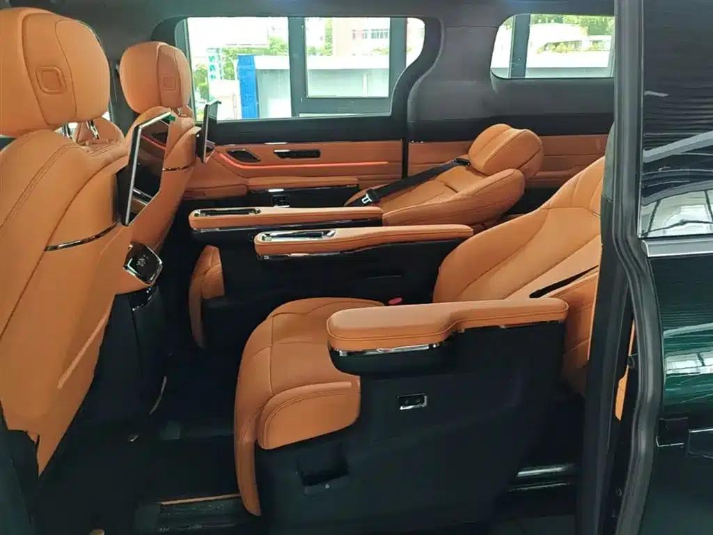 Yizhen L380 2025 Model 805km Flagship Edition 4WD — миниатюра 17