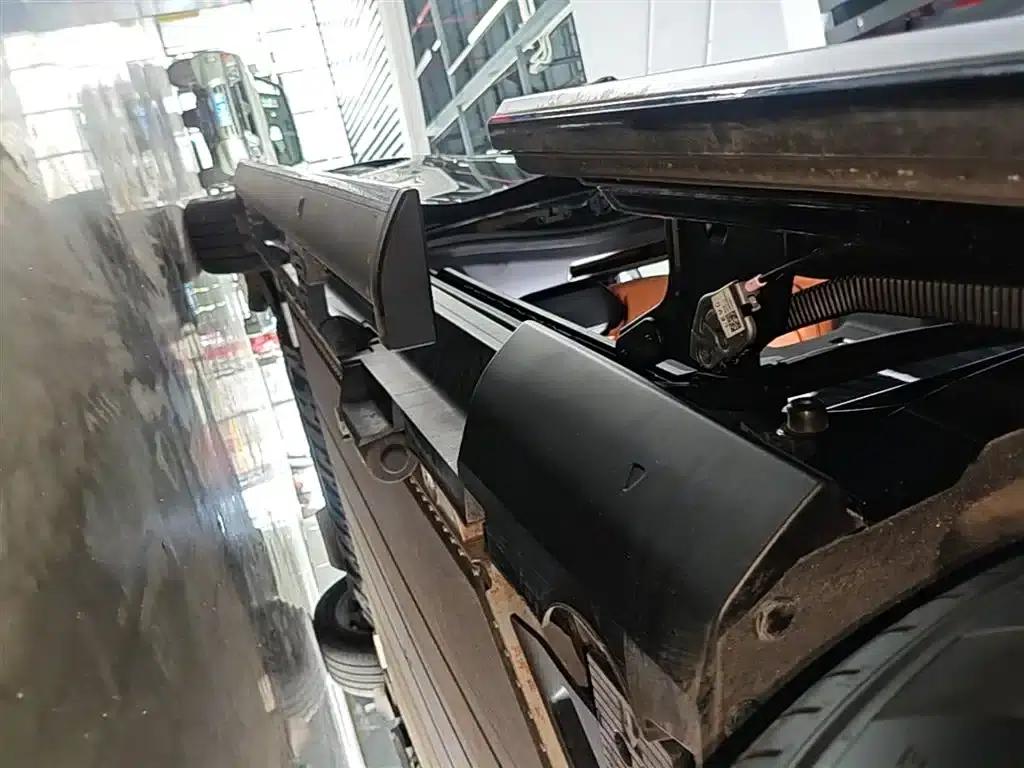 Yizhen L380 2025 Model 805km Flagship Edition 4WD — миниатюра 22